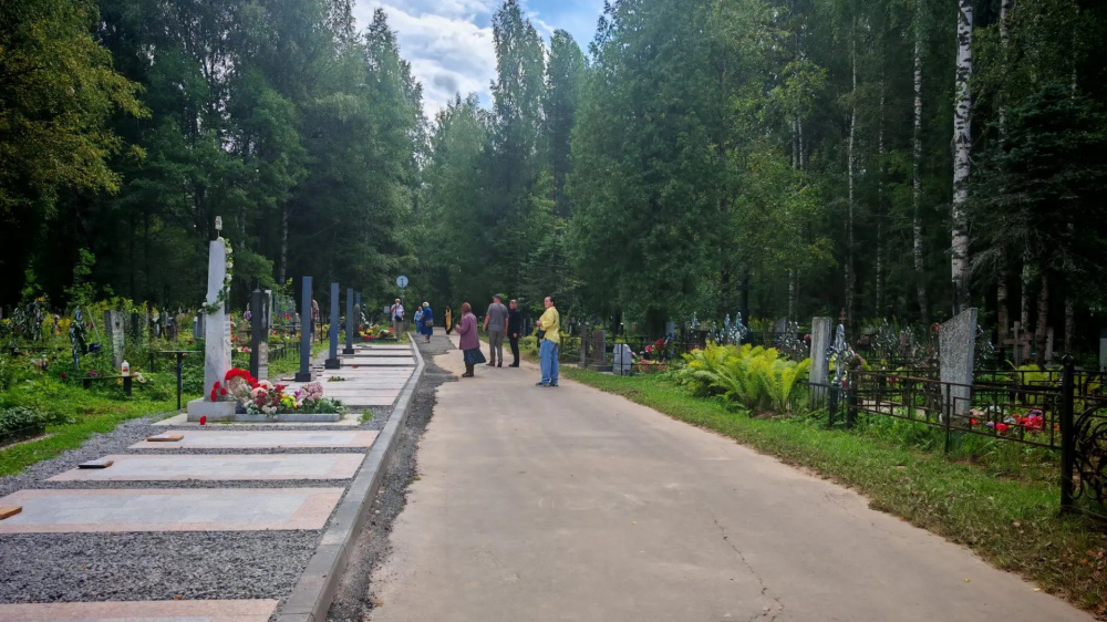 В Костроме завершается первый этап благоустройства мест захоронения воинов-афганцев